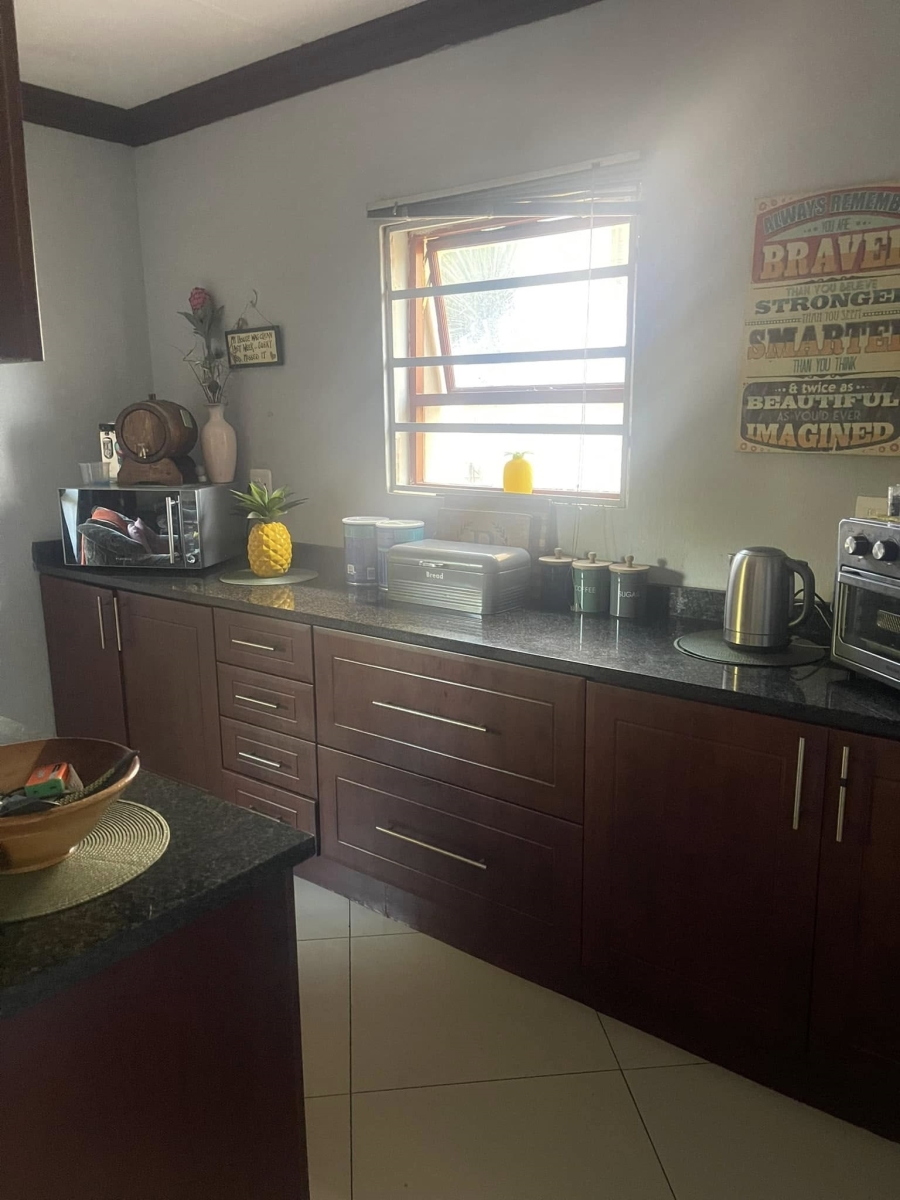 3 Bedroom Property for Sale in Brentwood Park Eastern Cape